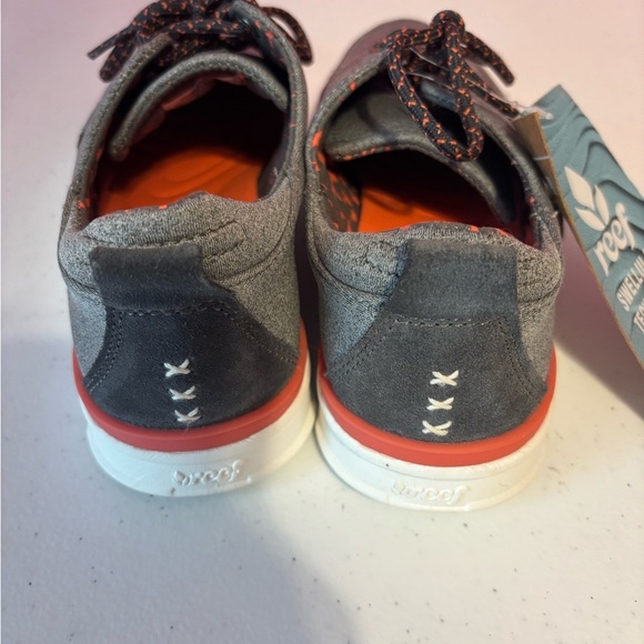 Reef Women’s Gray Sneakers with Vibrant Orange Accents - Picture 3 of 7